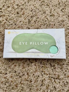 Alieva Spa  - Velvet Green Eye Pillow - Heat & Cold Therapy